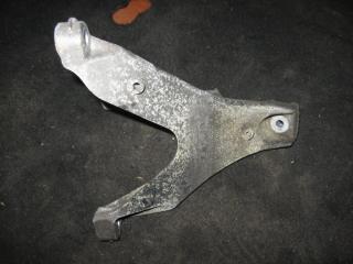 кронштейн двигателя Audi A4 B7 2006, 2.0 л., TDi, BPW, дизель, МКПП, черный, универсал, передний привод, 8E0199308AR