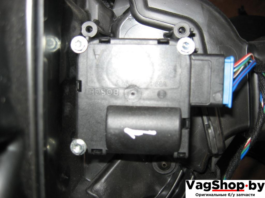 моторчик заслонки печки Audi A6 4F/C6 2007, 2.8 л., FSI, BDX, бензин, АКПП, черный, универсал, передний привод, 4F0820511A - фото №1