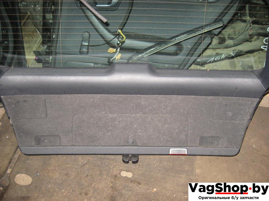 обшивка крышки багажника Audi A4 B7 2006, 2.0 л., TDi, BPW, дизель, МКПП, черный, универсал, передний привод - фото №1