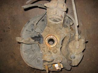 кулак поворотный левый Volkswagen Golf Plus 1 поколение 2006, 1.9 л., TDi, BLS, дизель, МКПП, серый, хетчбэк 5 дв., передний привод