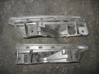 Крепление бампера переднего Volkswagen Touran 1 поколение 2006, 1.9 л., TDi, BKC, дизель, МКПП, серебро, минивэн, передний привод, 1T0807889A