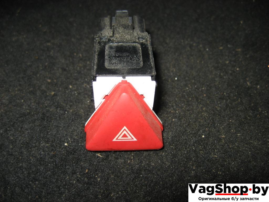 кнопка аварийной сигнализации Volkswagen Golf 5 поколение 2008, 1.9 л., TDi, BLS, дизель, МКПП, белый, хетчбэк 5 дв., передний привод, 1K0953509A - фото №1