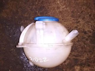 бачок расширительный Volkswagen Golf Plus 1 поколение 2008, 1.9 л., TDi, BKC, дизель, МКПП, серебро, хетчбэк 5 дв., передний привод, 1K0121407A