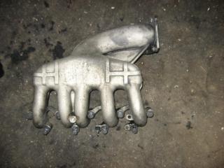 коллектор впускной Volkswagen Transporter T5 2005, 2.5 л., TDi, AXD, дизель, МКПП, белый, передний привод, 070123713F