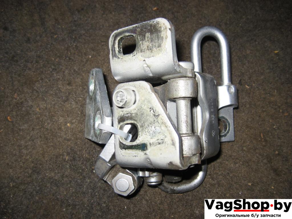 петля двери Volkswagen Golf Plus 1 поколение 2008, 1.9 л., TDi, BKC, дизель, МКПП, серебро, хетчбэк 5 дв., передний привод - фото №1