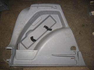 обшивка багажника Volkswagen Golf Plus 1 поколение 2008, 1.9 л., TDi, BKC, дизель, МКПП, серебро, хетчбэк 5 дв., передний привод, 5M0867427G