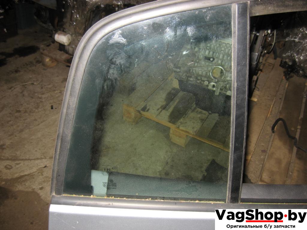 стекло двери задней правой Volkswagen Golf Plus 1 поколение 2008, 1.9 л., TDi, BKC, дизель, МКПП, серебро, хетчбэк 5 дв., передний привод - фото №1