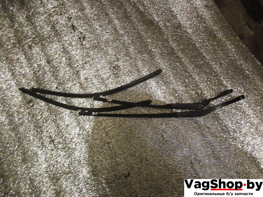 щеткодержатель (поводок стеклоочистителя, дворник) Audi A6 4F/C6 2007, 2.8 л., FSI, BDX, бензин, АКПП, черный, универсал, передний привод - фото №1