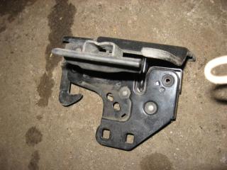 замок капота Audi A6 4F/C6 2007, 2.8 л., FSI, BDX, бензин, АКПП, черный, универсал, передний привод, 4F0823509B, 4F0823480B