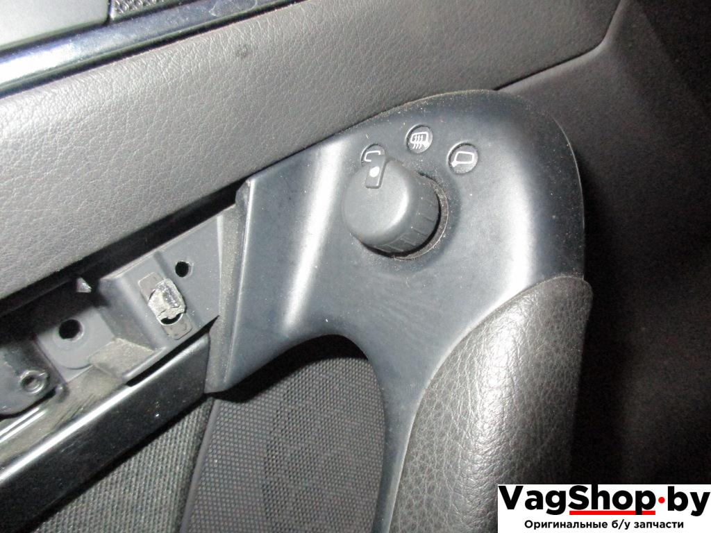 джойстик регулировки зеркал Audi A6 4F/C6 2007, 2.8 л., FSI, BDX, бензин, АКПП, черный, универсал, передний привод - фото №1
