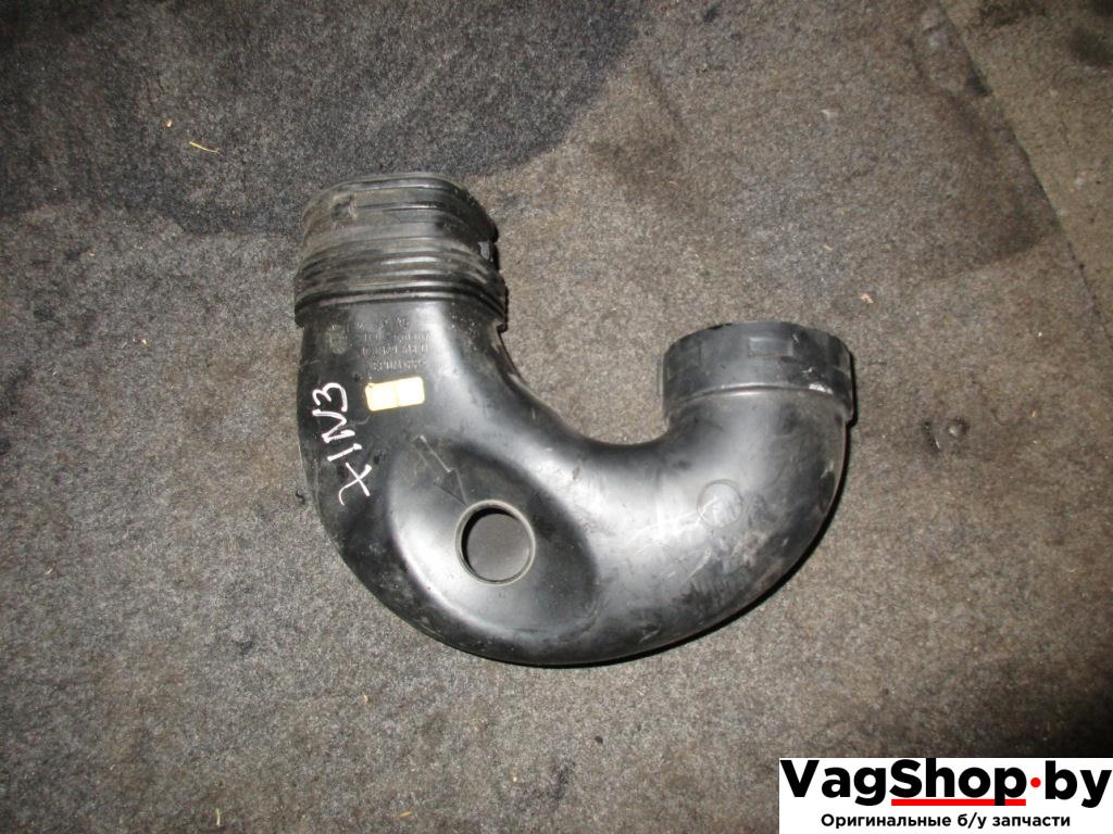 патрубок воздушного фильтра Volkswagen Passat B6 2006, 2.0 л., TDi, BKP, дизель, МКПП, синий темный, универсал, передний привод, 3C0129618D - фото №1