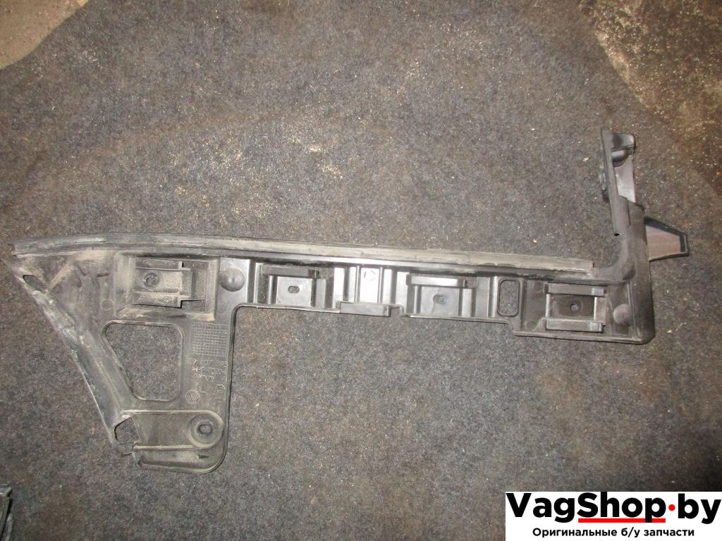 Крепление бампера заднего Volkswagen Passat B6 2007, 2.0 л., FSI, BVY, бензин, АКПП, серебро, универсал, передний привод, 3C9807393 - фото №1