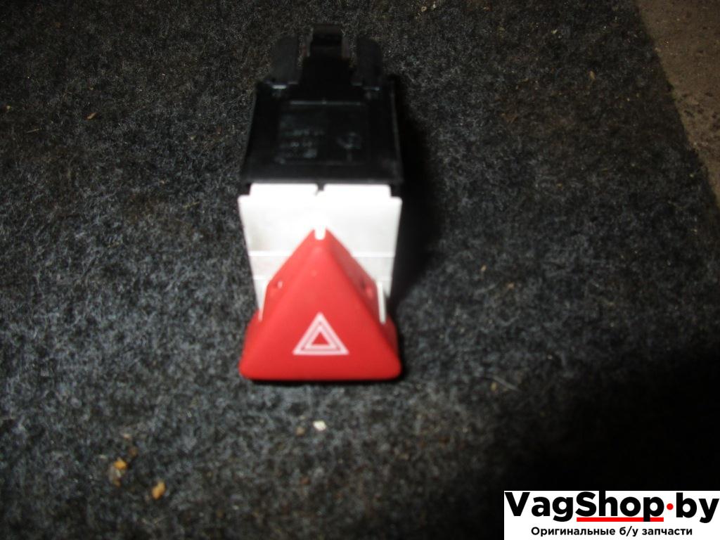 кнопка аварийной сигнализации Volkswagen Passat B6 2007, 2.0 л., FSI, BVY, бензин, АКПП, серебро, универсал, передний привод, 3C0953509 - фото №1