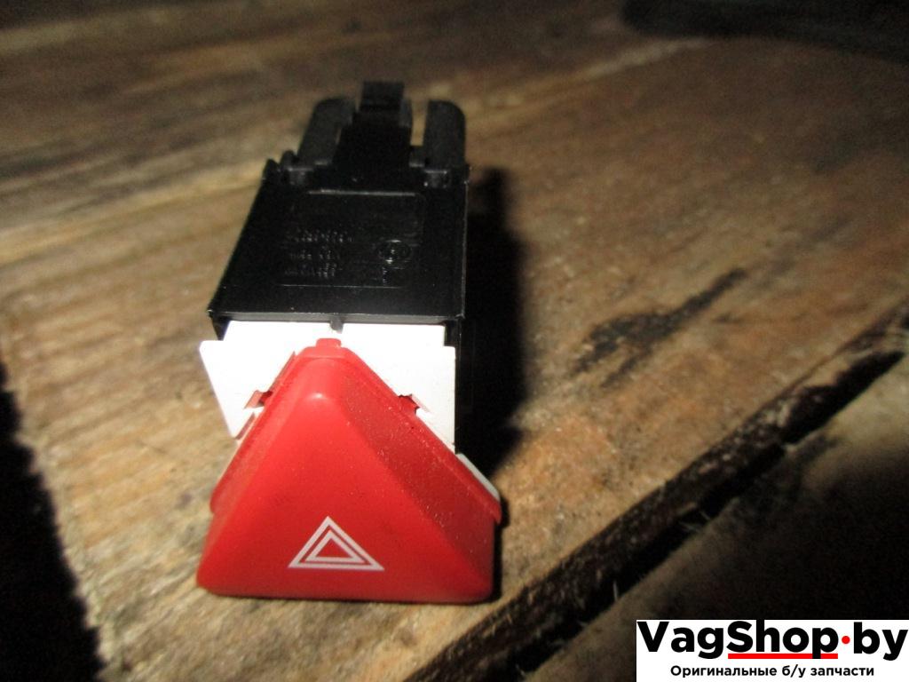 кнопка аварийной сигнализации Volkswagen Golf 5 поколение 2005, 2.0 л., TDi, BMM, дизель, АКПП, черный, хетчбэк 5 дв., передний привод, 1K0953509A - фото №1