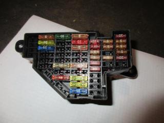 блок предохранителей Volkswagen Passat B6 2006, 1.9 л., TDi, BLS, дизель, МКПП, серебро, универсал, передний привод