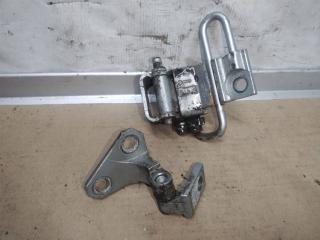 петля двери Volkswagen Passat B6 2006, 1.9 л., TDi, BLS, дизель, МКПП, серебро, универсал, передний привод