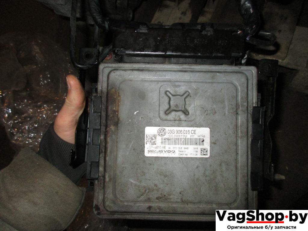 блок управления двигателем Volkswagen Passat B6 2006, 2.0 л., TDi, BKP, дизель, МКПП, синий темный, универсал, передний привод, 03G906018CE - фото №1