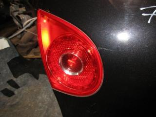 фонарь крышки багажника левый Volkswagen Golf 5 поколение 2005, 2.0 л., TDi, BMM, дизель, АКПП, черный, хетчбэк 5 дв., передний привод