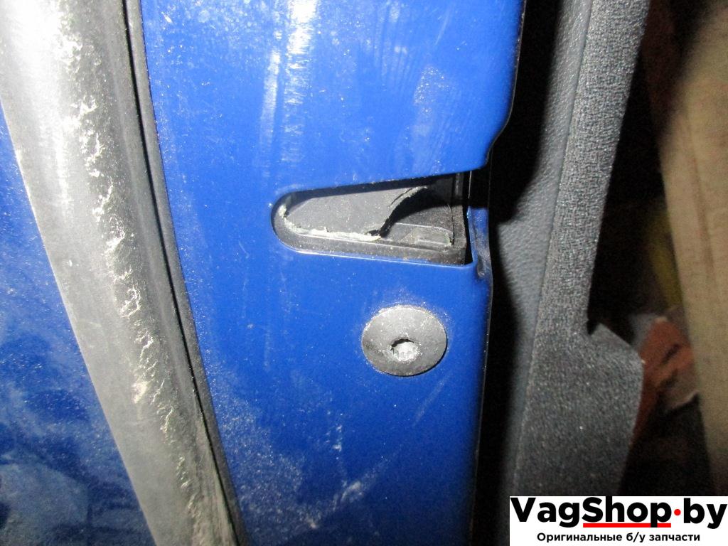 замок двери задней левой Volkswagen Passat B6 2006, 2.0 л., TDi, BKP, дизель, МКПП, синий темный, универсал, передний привод, 3C4839015A - фото №1