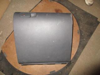 бардачок Volkswagen Golf Plus 1 поколение 2007, 1.9 л., TDi, BLS, дизель, МКПП, сине-зеленый хамелеон, хетчбэк 5 дв., передний привод, 5M1857097N