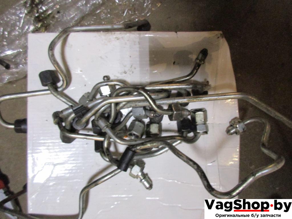 трубка топливная Volkswagen Touareg 2 поколение 2011, 3.0 л., TDi, дизель - фото №1