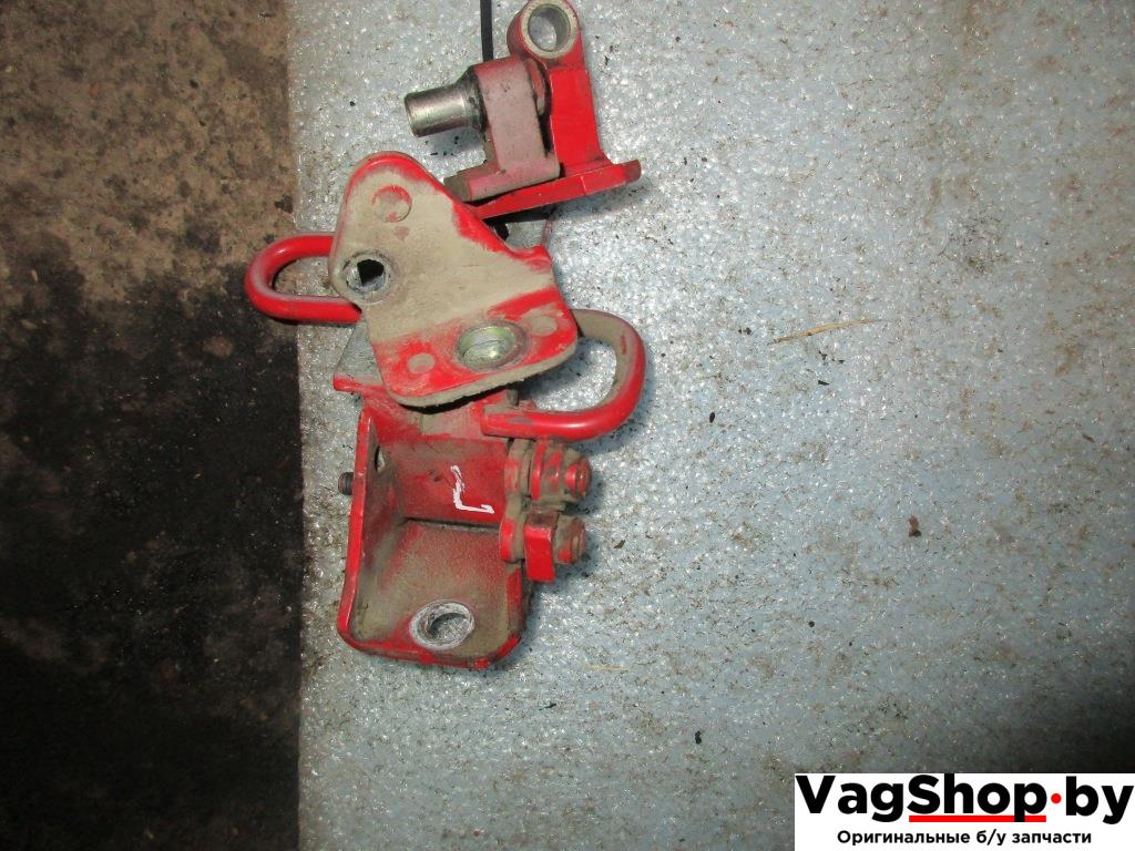 петля двери Volkswagen Passat B6 2010, 2.0 л., TDi, CBB, дизель, АКПП, красный, универсал, полный привод - фото №1