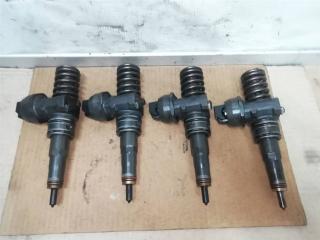 форсунка Volkswagen Caddy 3 поколение 2007, 1.9 л., TDi, BSU, дизель, МКПП, сине-зеленый, минивэн, передний привод, 038130079TX