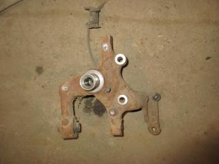 кулак задний правый Volkswagen Golf Plus 1 поколение 2007, 1.9 л., TDi, BLS, дизель, МКПП, серебро, хетчбэк 5 дв., передний привод