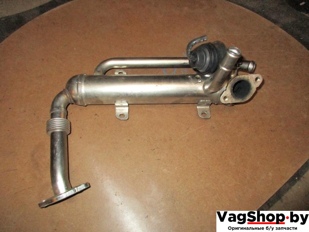 охладитель EGR / Радиатор EGR Volkswagen Golf Plus 1 поколение 2007, 1.9 л., TDi, BLS, дизель, МКПП, сине-зеленый хамелеон, хетчбэк 5 дв., передний привод, 03G131512S - фото №1