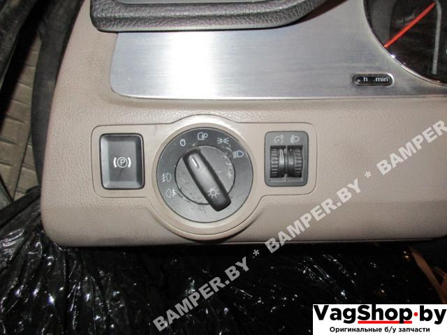 переключатель света Volkswagen Passat B6 2007, 2.0 л., TDi, BMP, дизель, МКПП, черный, седан, передний привод - фото №1