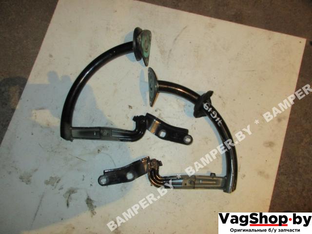 петля крышки багажника Volkswagen Passat B6 2007, 2.0 л., TDi, BMP, дизель, МКПП, черный, седан, передний привод, 3C5827301, 3C5827302 - фото №1