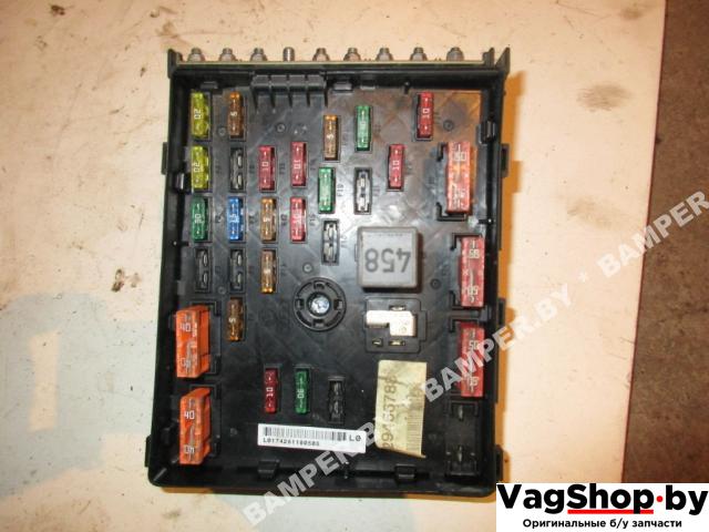 блок предохранителей Volkswagen Passat B6 2007, 2.0 л., TDi, BMP, дизель, МКПП, черный, седан, передний привод, 3C0937125 - фото №1
