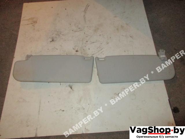 козырек солнцезащитный Volkswagen Golf 5 поколение 2008, 1.9 л., TDi, BLS, дизель, МКПП, белый, хетчбэк 5 дв., передний привод - фото №1