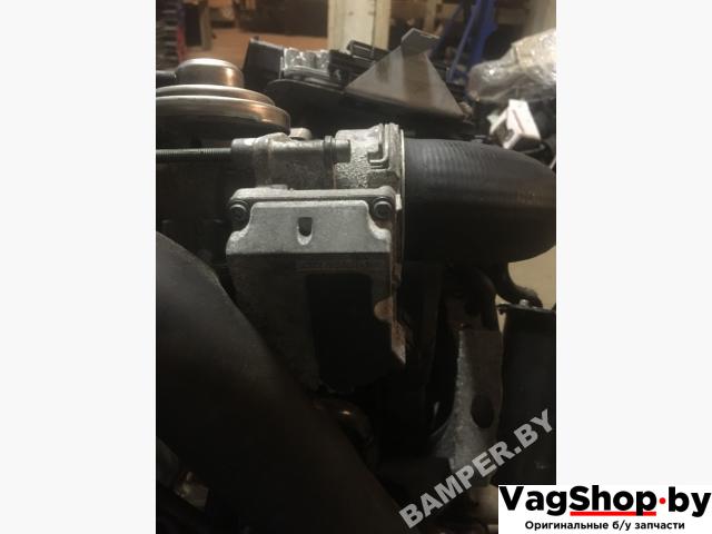 заслонка дроссельная Volkswagen Touran 1 поколение 2006, 1.9 л., TDi, BKC, дизель, МКПП, серебро, минивэн, передний привод, 036128063C - фото №1