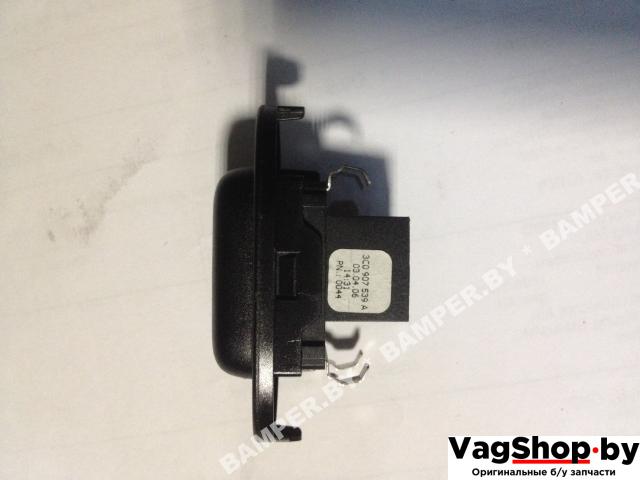 датчик света Volkswagen Passat B6 2008, 2.0 л., TDi, BMP, дизель, МКПП, серебро, универсал, передний привод, 3C0907539A - фото №1