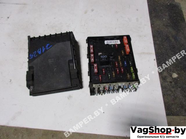 крышка блока предохранителей Volkswagen Passat B6 2008, 2.0 л., TDi, BMP, дизель, МКПП, серебро, универсал, передний привод, 1K0937132F - фото №1