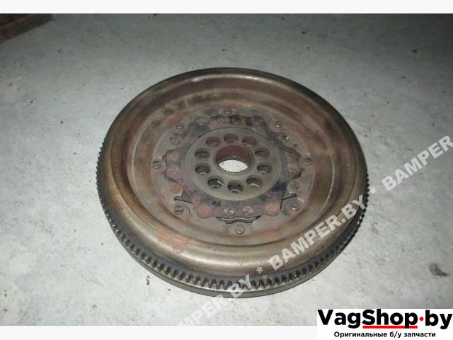 маховик Volkswagen Golf 6 поколение 2009, 3.2 л., FSI, бензин, АКПП, хетчбэк 5 дв., 022105266AC - фото №1