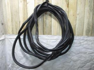 уплотнитель Audi A8 D3/4E [2-й рестайлинг] 2008, 4.2 л., FSI, BVJ, бензин, АКПП, черный, седан, полный привод, 4E0831721E, 4E4833721B