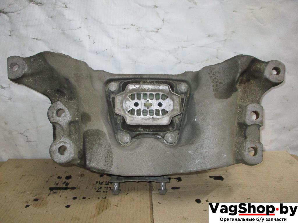 кронштейн КПП Audi A6 4F/C6 2006, 3.2 л., FSI, AUK, бензин, АКПП, белый, универсал, полный привод, 4F0399263M - фото №1