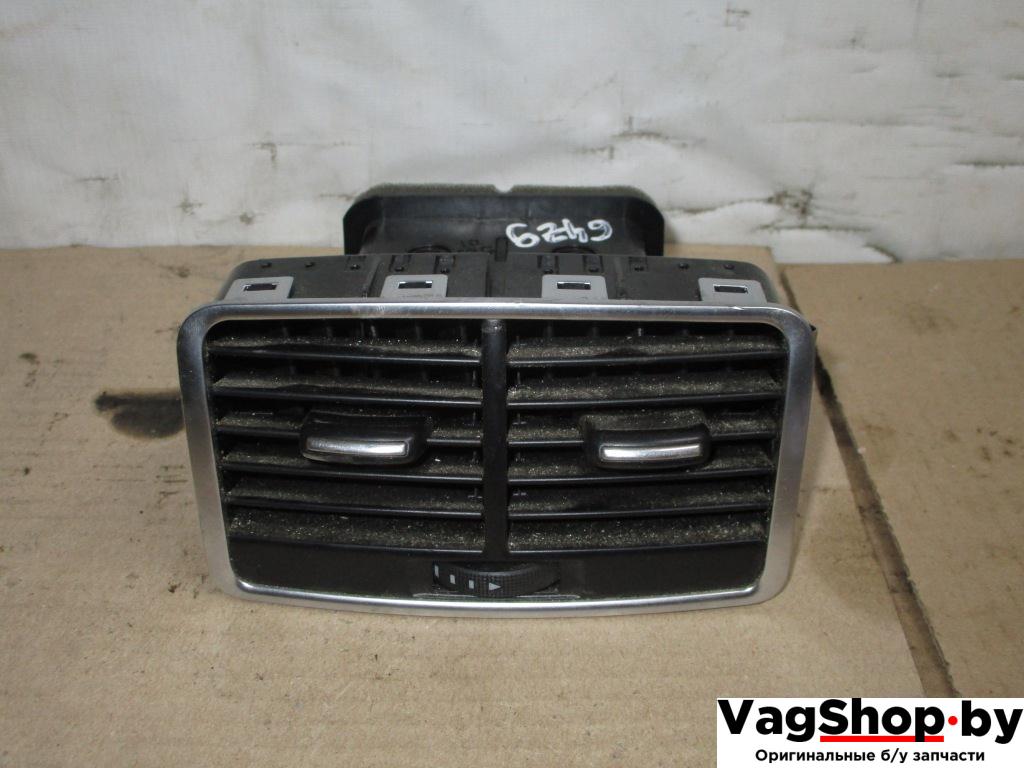 дефлектор обдува салона Audi A6 4F/C6 2007, 2.8 л., FSI, BDX, бензин, АКПП, черный, универсал, передний привод, 4F0819203C - фото №1