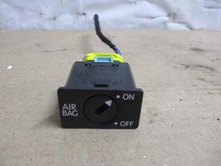 кнопка (выключатель) Volkswagen Touareg 1 поколение [рестайлинг] 2008, 3.0 л., TDi, BKS, дизель, АКПП, черный, внедорожник 5 дв., полный привод, 1K0919237C