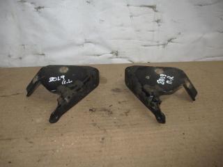 крепление ( кронштейн ) крыла Volkswagen Touareg 1 поколение [рестайлинг] 2008, 3.0 л., TDi, BKS, дизель, АКПП, черный, внедорожник 5 дв., полный привод, 7L6821152C