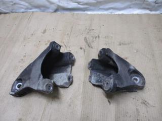 кронштейн двигателя Volkswagen Touareg 1 поколение [рестайлинг] 2008, 3.0 л., TDi, BKS, дизель, АКПП, черный, внедорожник 5 дв., полный привод, 7L6199307A, 7L6199308B