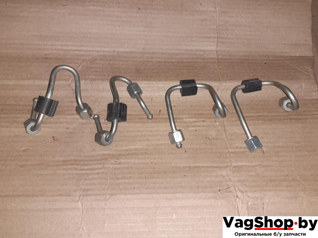 трубка топливная Volkswagen Golf 6 поколение 2012, 1.6 л., TDi, CAY, дизель, МКПП, красный, хетчбэк 5 дв., передний привод - фото №1