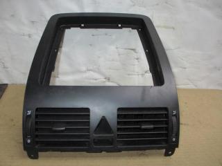 дефлектор обдува салона Volkswagen Touran 1 поколение 2005, 2.0 л., TDi, AZV, дизель, МКПП, черный, минивэн, передний привод