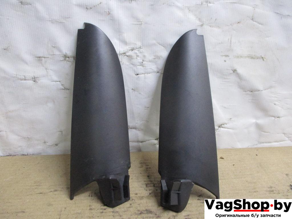 накладка декоративная Volkswagen Touran 1 поколение 2005, 2.0 л., TDi, AZV, дизель, МКПП, черный, минивэн, передний привод, 1T0837973B, 1T0837974B - фото №1