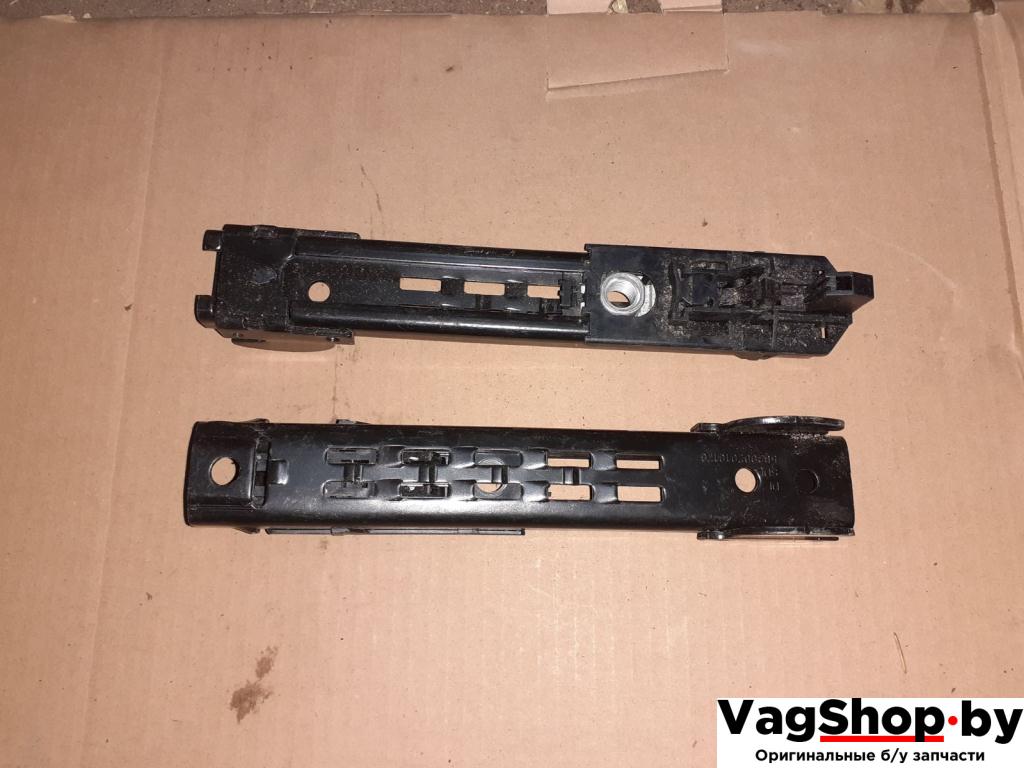 Механизм регулировки высоты ремня безопасности Volkswagen Passat B6 2007, 2.0 л., TDi, BMP, дизель, МКПП, черный, седан, передний привод, 1T0857819A - фото №1