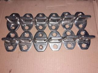 ответная часть (скоба) замка двери Volkswagen Passat B6 2008, 2.0 л., TDi, дизель, МКПП, универсал, 3C0837033B