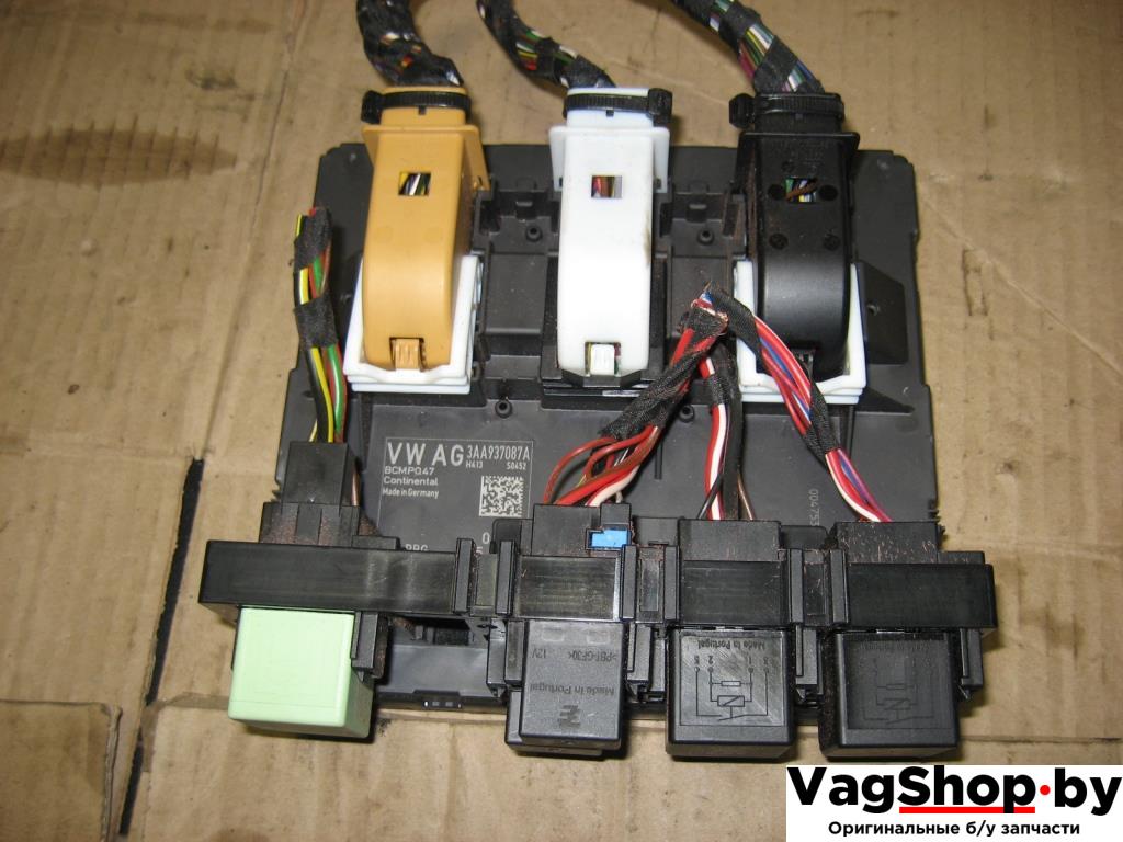 Блок управления BCM (Body Control Module) Volkswagen Passat B7 2011, 2.0 л., TDi, CFG, дизель, АКПП, серебро, универсал, полный привод, 3AA937087A - фото №1