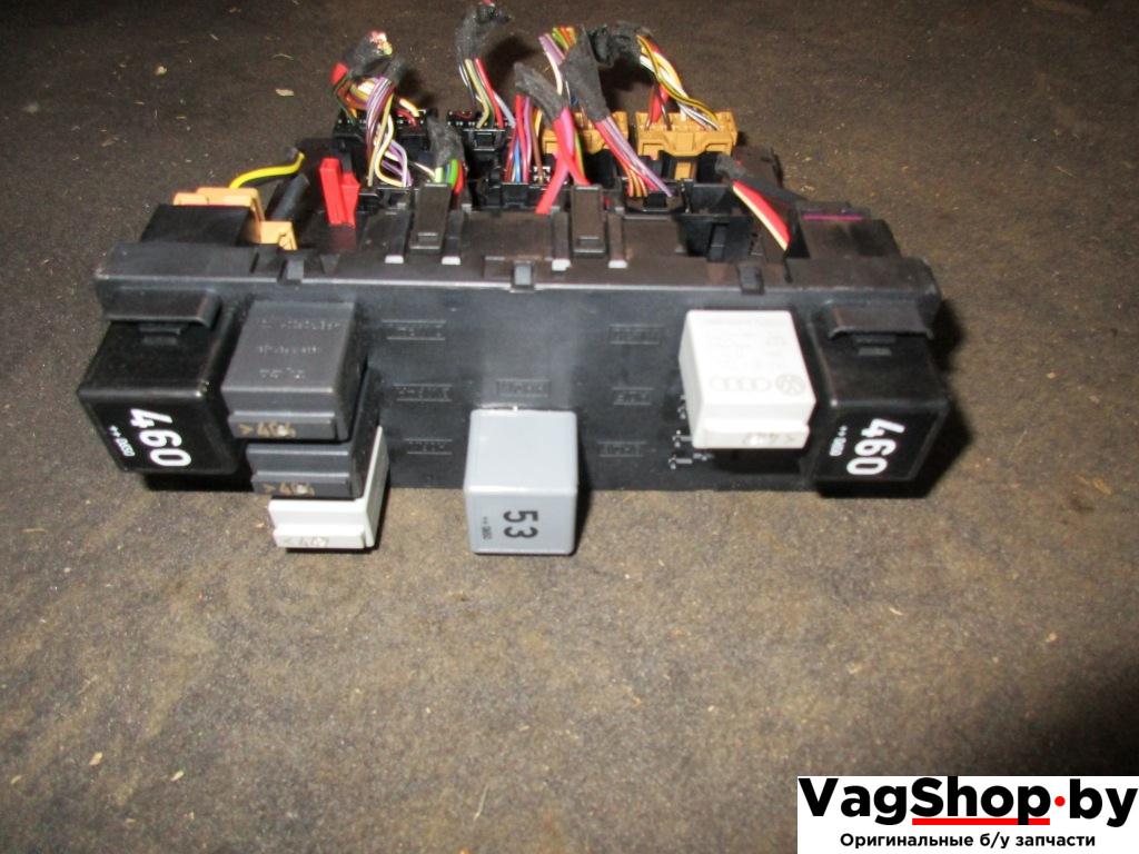 Блок управления BCM (Body Control Module) Volkswagen Passat B6 2006, 1.9 л., TDi, BLS, дизель, МКПП, серебро, универсал, передний привод, 3C0937049AF - фото №1